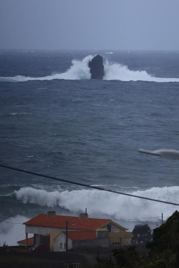 דירות Lajes das Flores Casa L&M מראה חיצוני תמונה