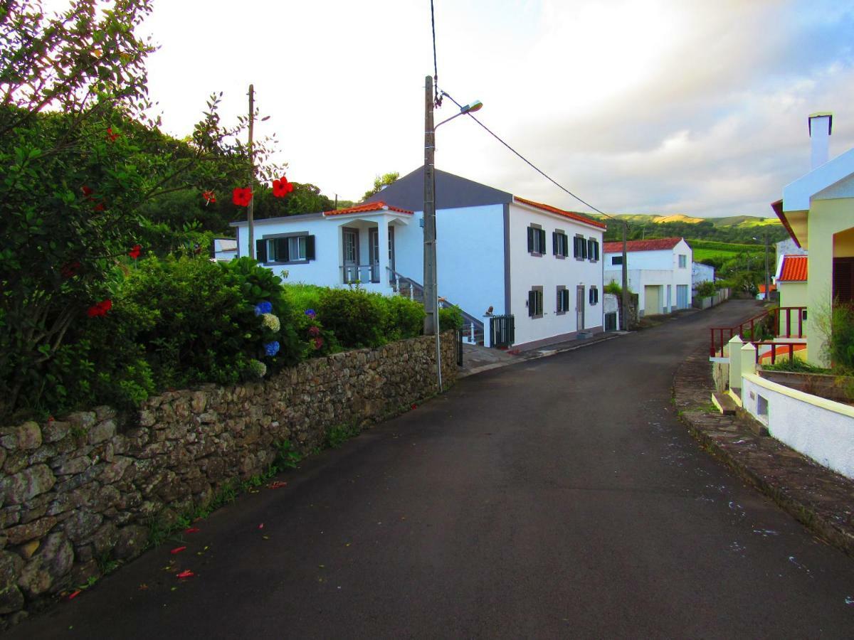 דירות Lajes das Flores Casa L&M מראה חיצוני תמונה